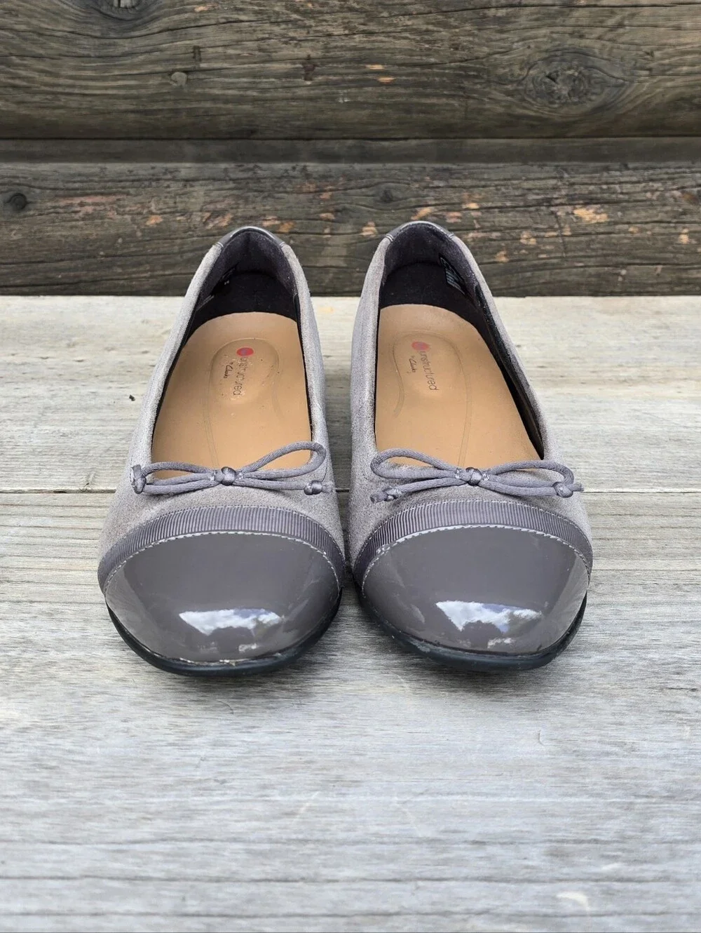 Clarks Unstructured Un Blush Classic Feminine Minimalist Capped Toe Ballet Flats